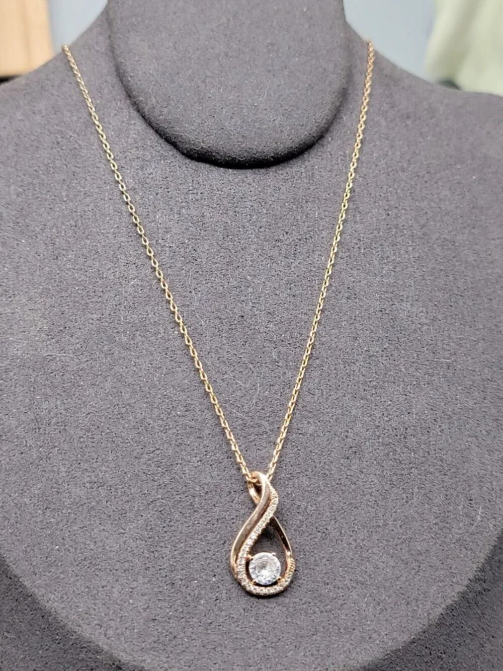 14kgp CZ Infinity Pendant Necklace Cubic Zirconia Rose Gold Plated 17